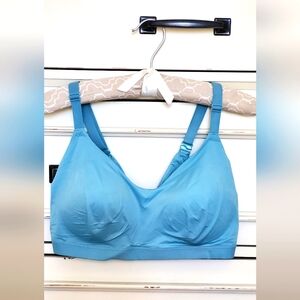 ****SALE****Warners Cloud 9 Comfort Bra - Wireless NEVER WORN